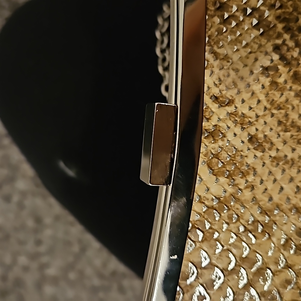NY&CO python print clutch - Picture 5 of 9